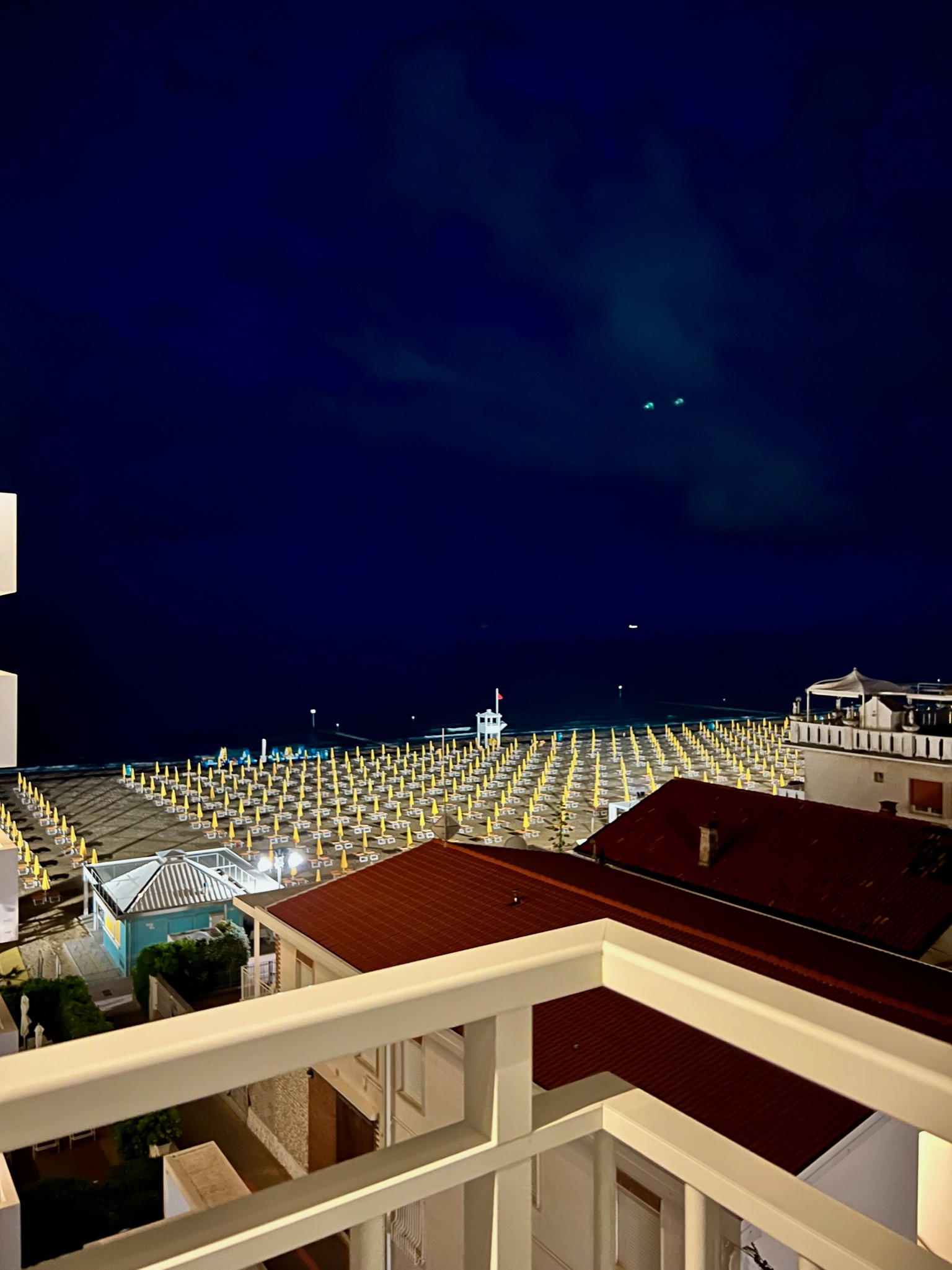 Gallery05
